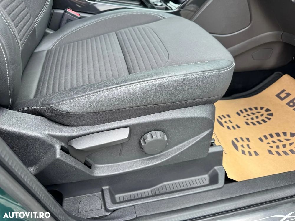 Ford Kuga 2.0 TDCi 4x4 Aut. Trend - 17