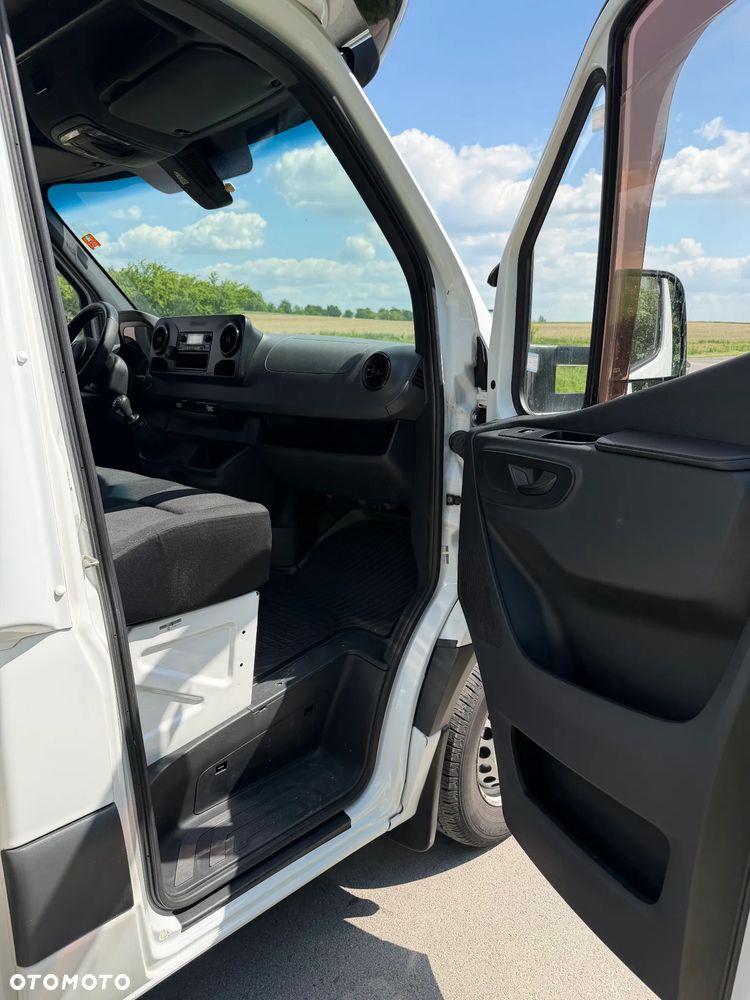 Mercedes-Benz Sprinter 319 CDI - 9