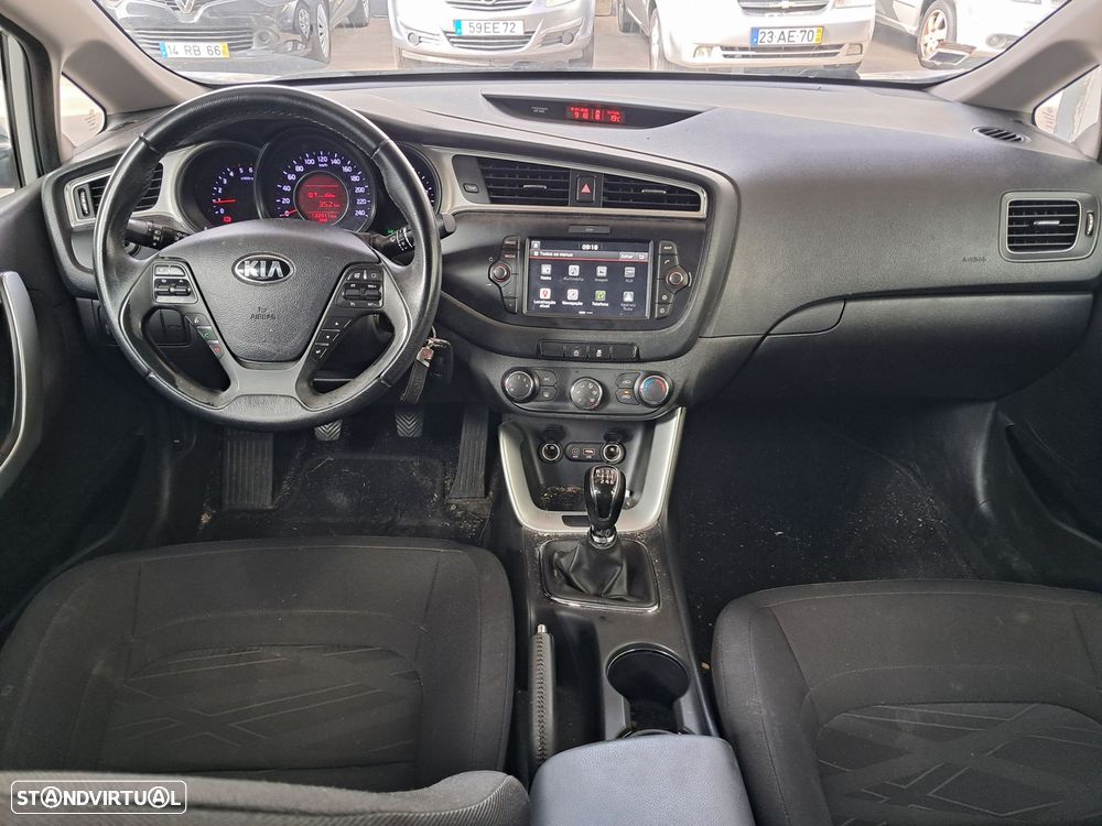 Kia Ceed 1.4 CRDi Nav Line - 10