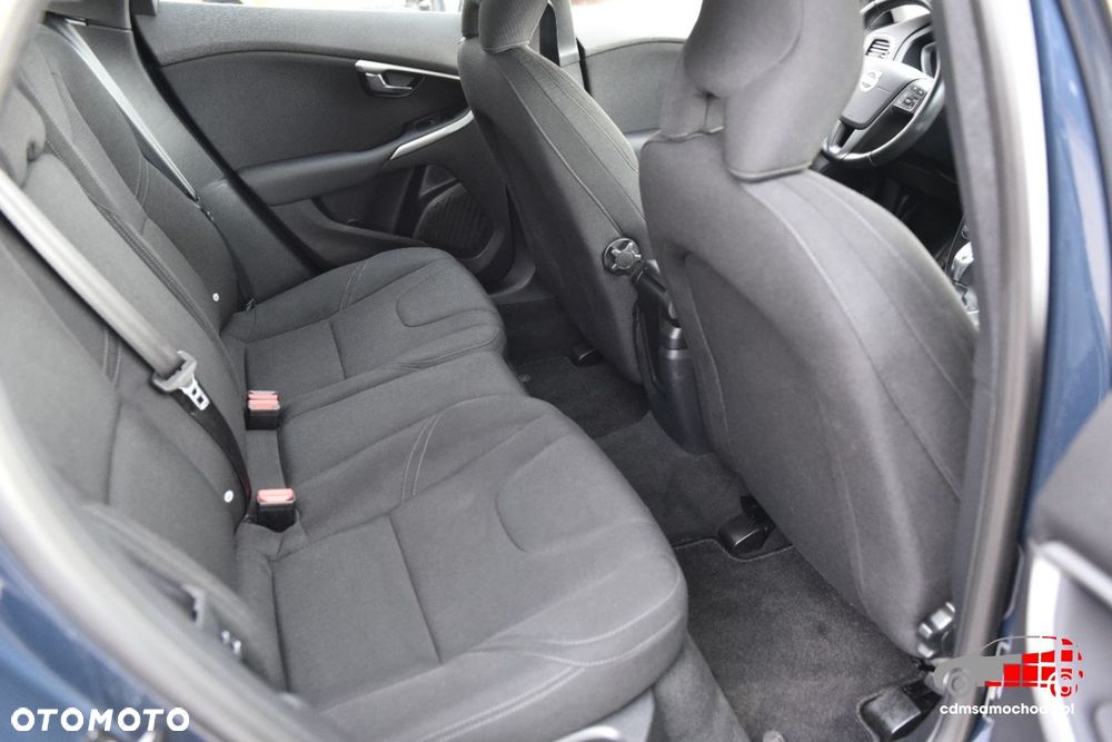 Volvo V40 - 20
