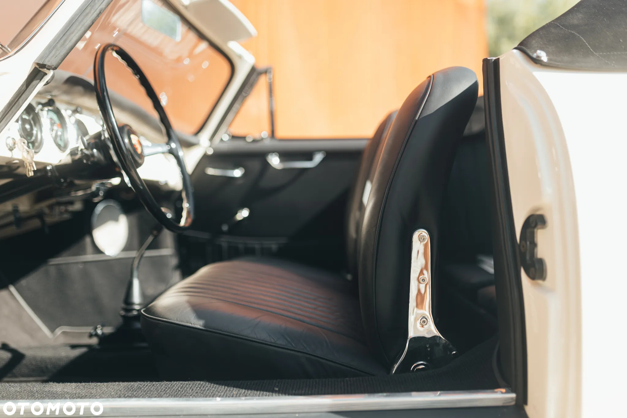 Porsche 356 - 16