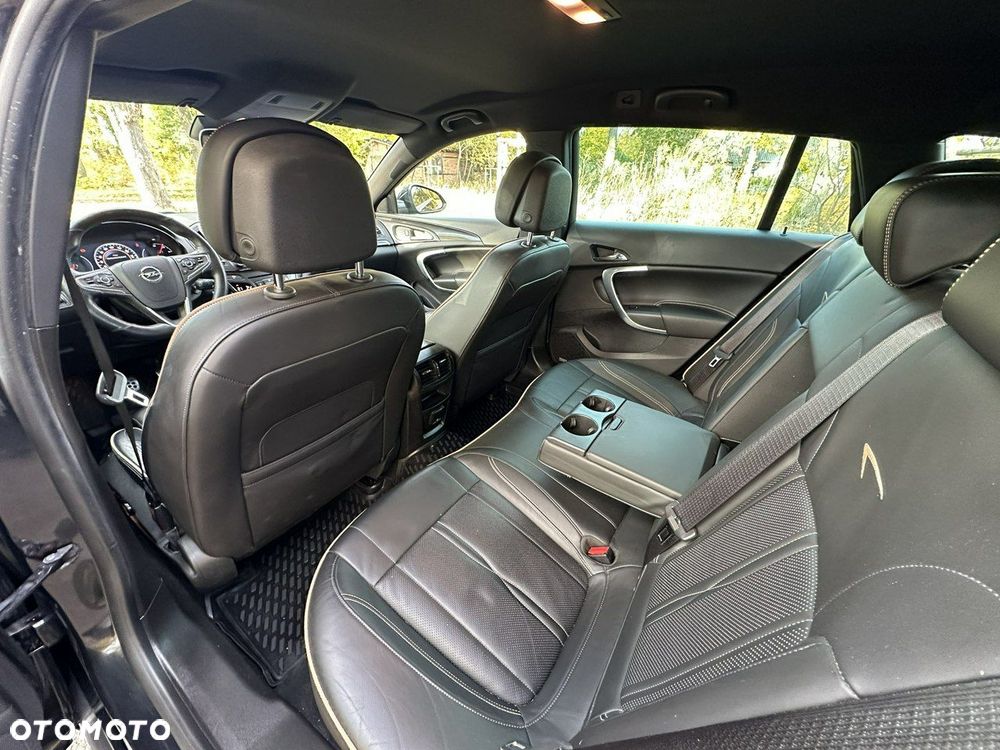 Opel Insignia - 25