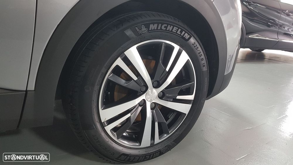 Peugeot 5008 1.6 BlueHDi Allure J18 - 26