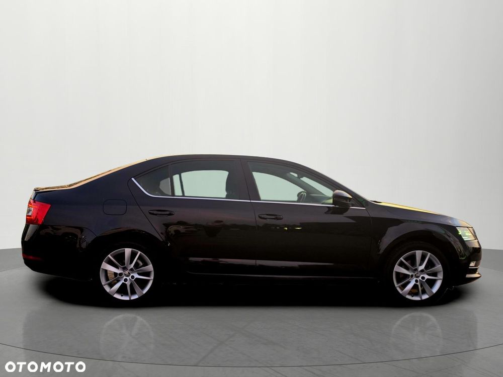 Skoda Octavia 1.5 TSI ACT Style - 10