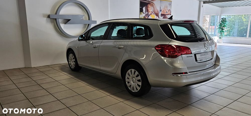 Opel Astra 1.4 T Enjoy - 6