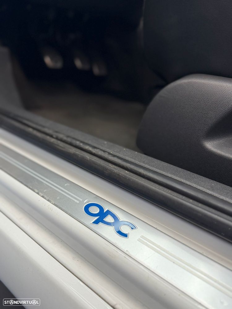 Opel Corsa 1.6 Turbo OPC - 14