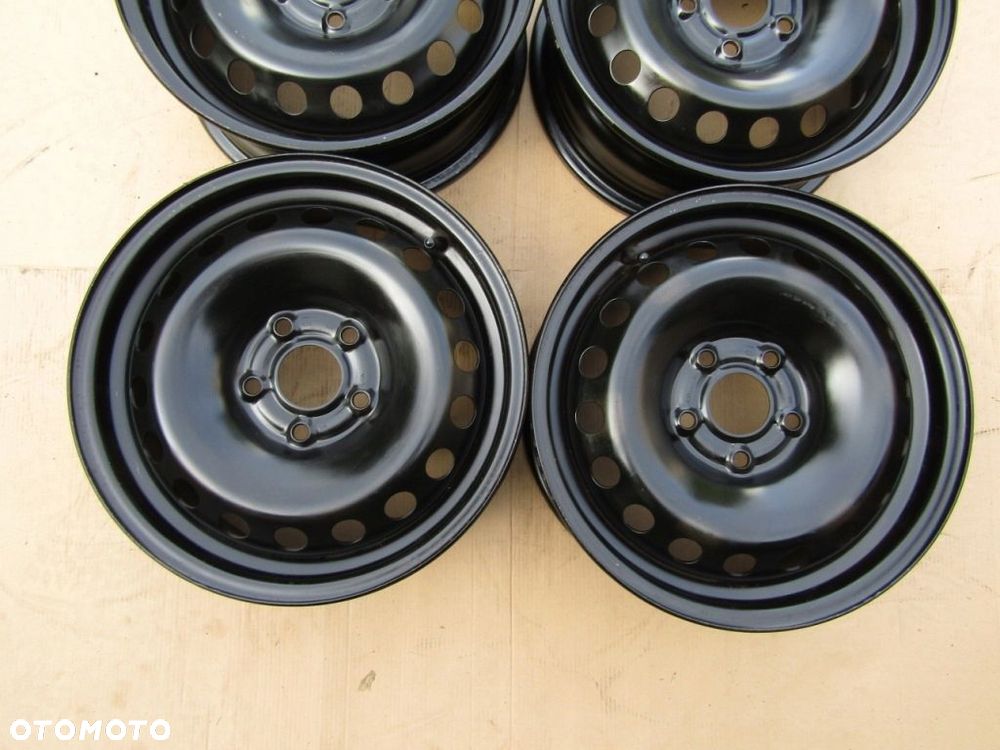 4x Felgi 15 Renault Kangoo II od 2008r- / 6j 5x108 ET44 / Oryginalne - 5