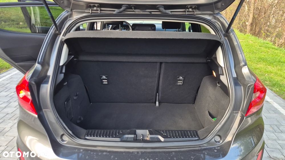 Ford Fiesta 1.1 S&S TITANIUM - 19