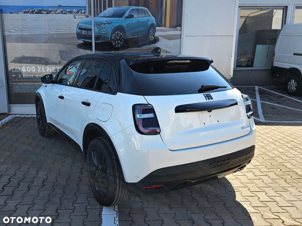 Fiat 600 1.2 Turbo Sport eDCT - 9