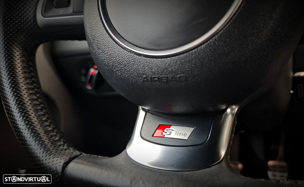 Audi TT Coupé 2.0 TDI quattro S-line - 25