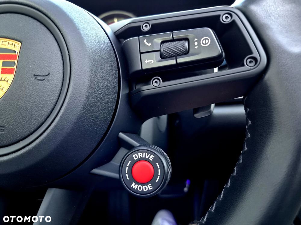 Porsche 911 Carrera PDK - 23