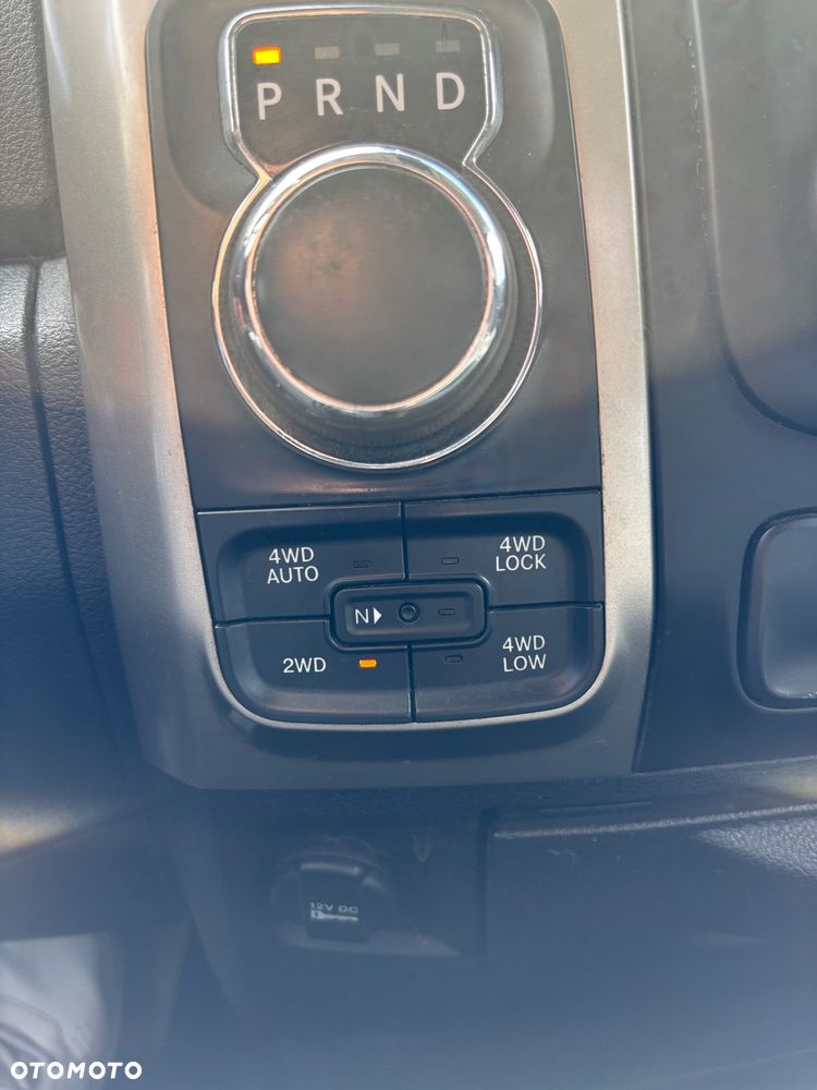 Dodge RAM 1500 5.7 4x4 - 7