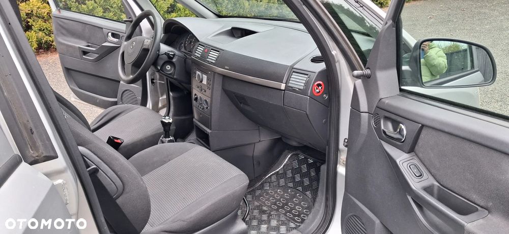 Opel Meriva 1.4 Essentia - 10