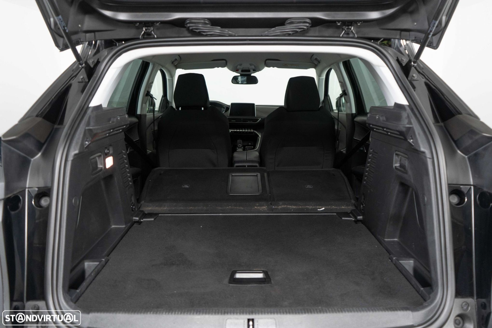 Peugeot 3008 1.2 PureTech Allure EAT8 - 14