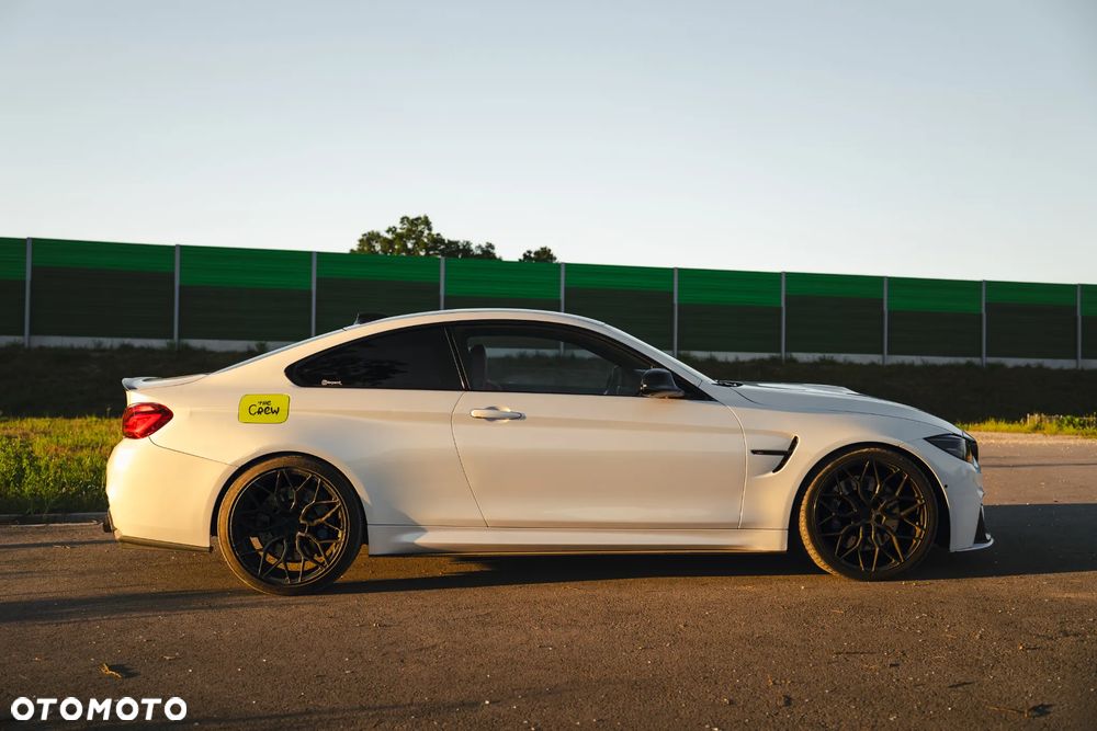 BMW M4 - 8