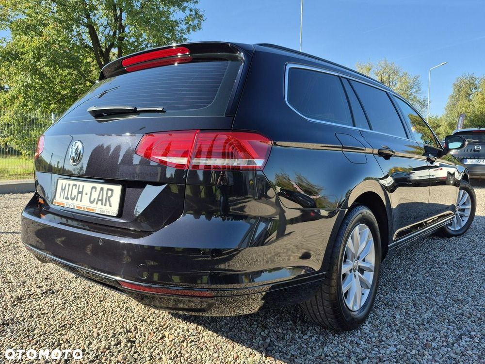 Volkswagen Passat - 19