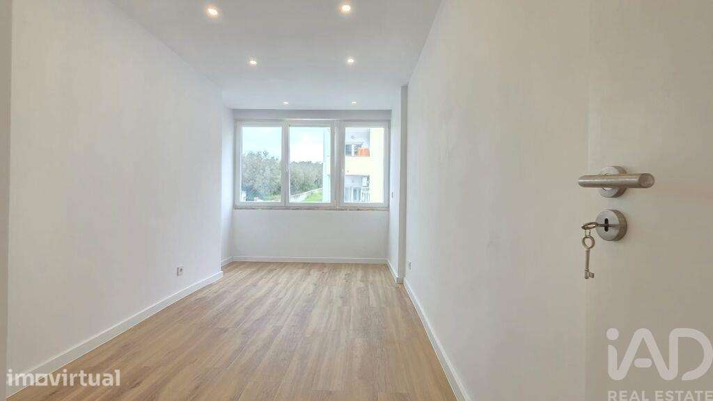 Apartamento T3 em Camarate, Unhos e Apelação - Grande imagem: 2/16