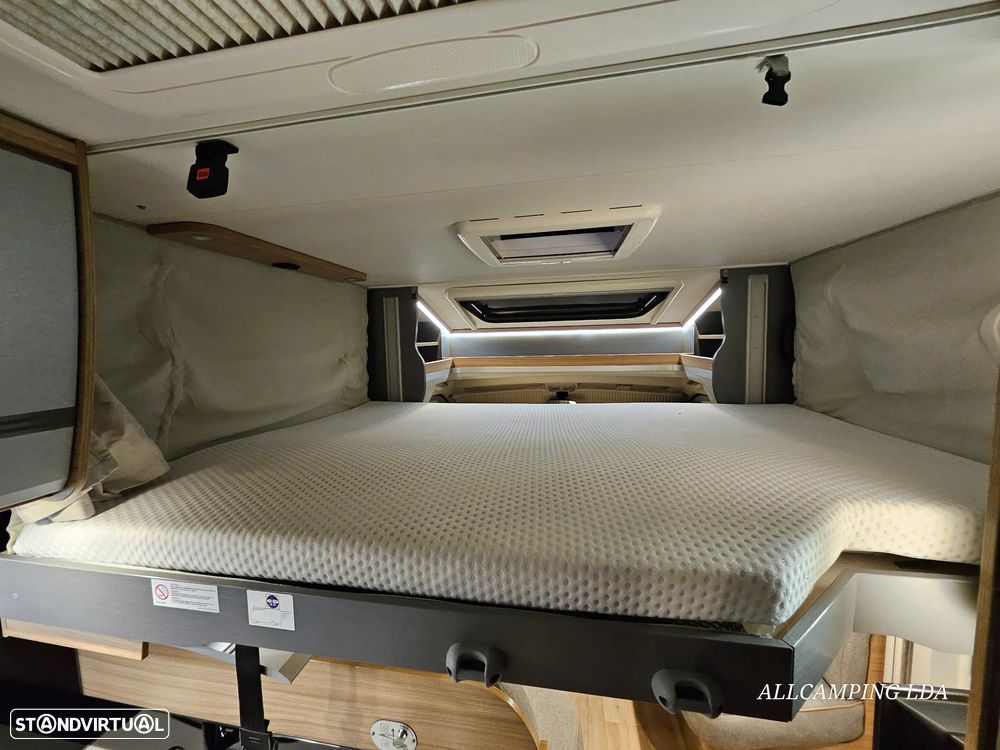 Dethleffs Trend Cama central+Basculante - 54