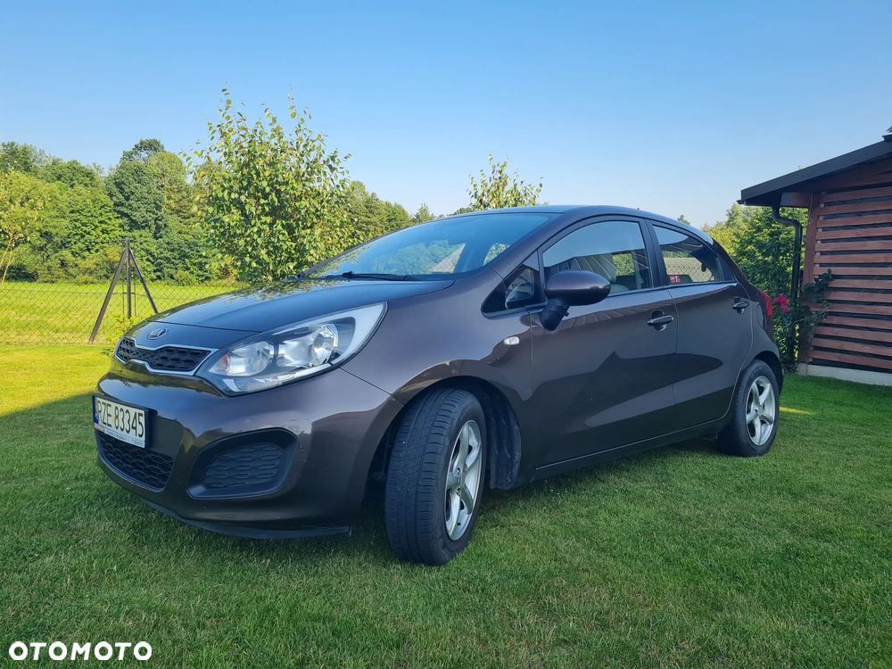 Kia Rio - 1