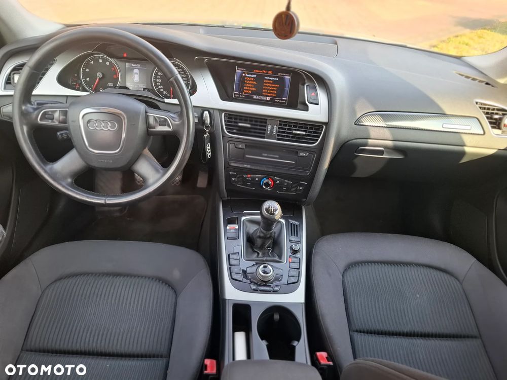 Audi A4 Avant - 9