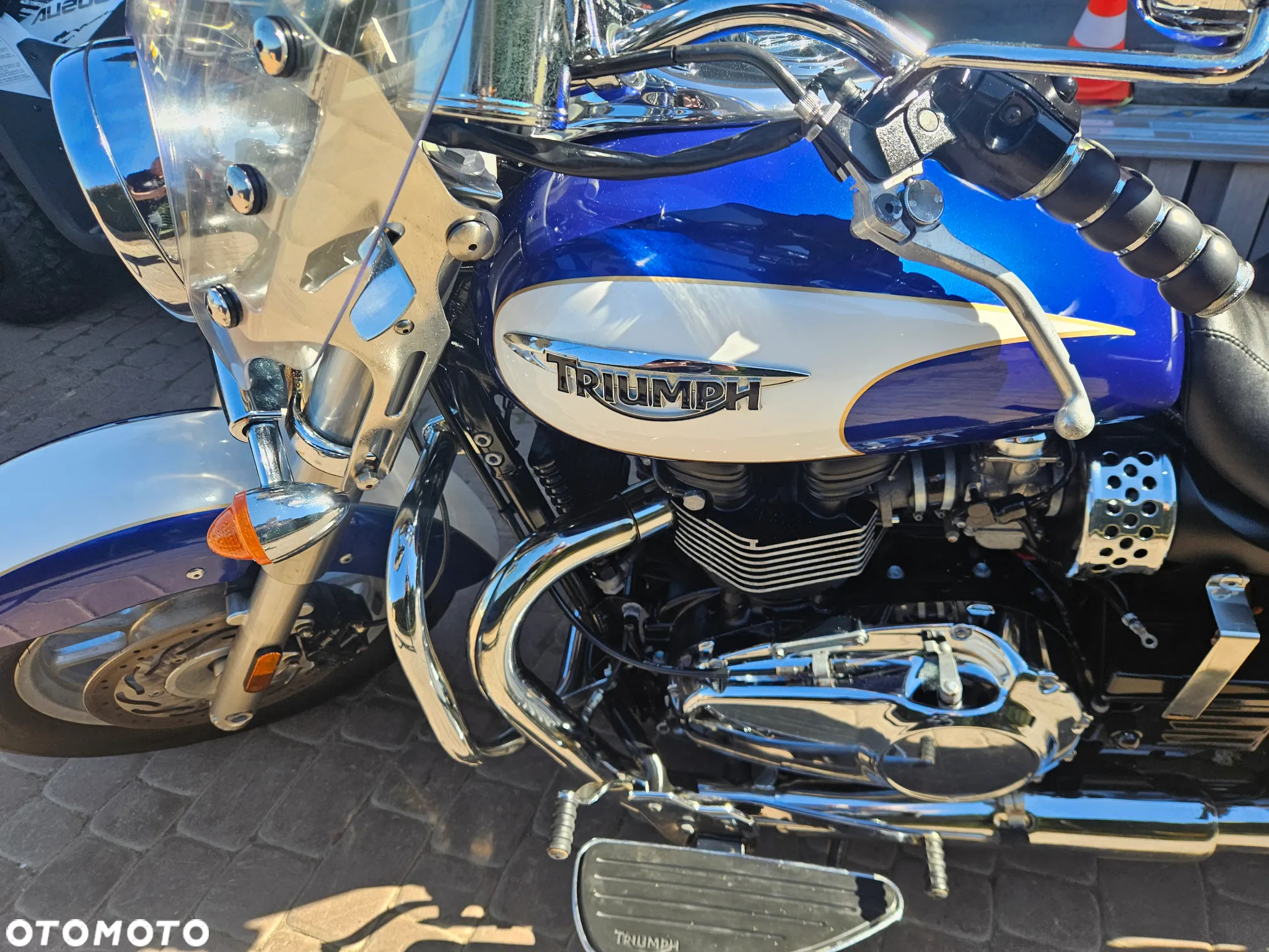 Triumph Speedmaster - 16