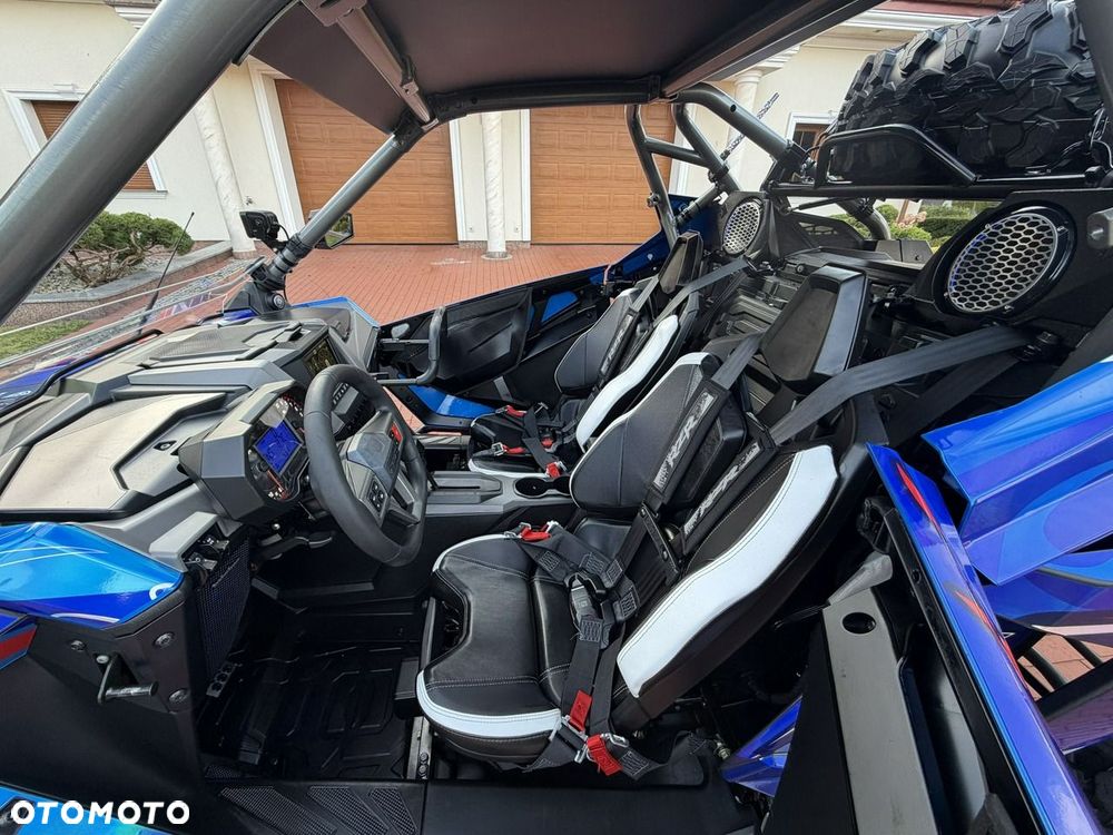 Polaris RZR - 23