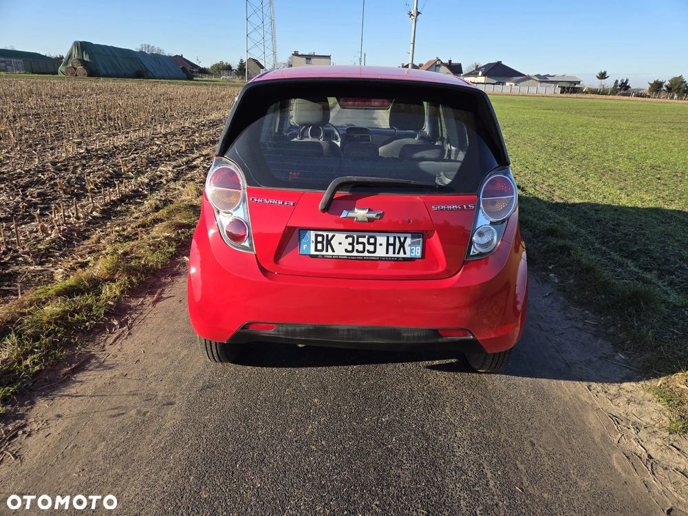Chevrolet Spark 1.0 LS - 9