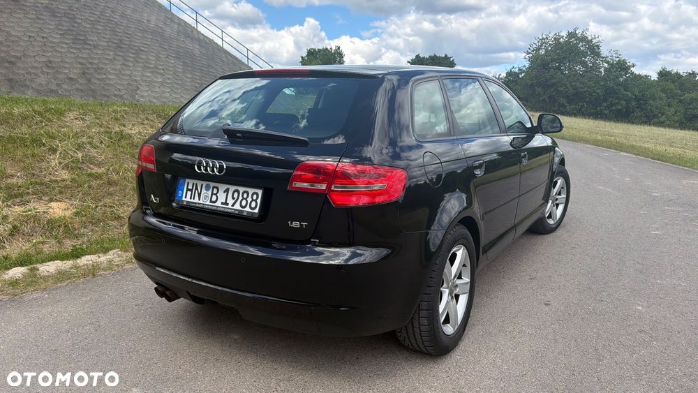 Audi A3 Sportback 1.8 TFSI Ambition - 6