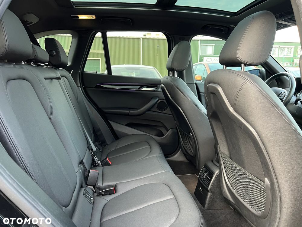 BMW X1 xDrive25i GPF Advantage - 20