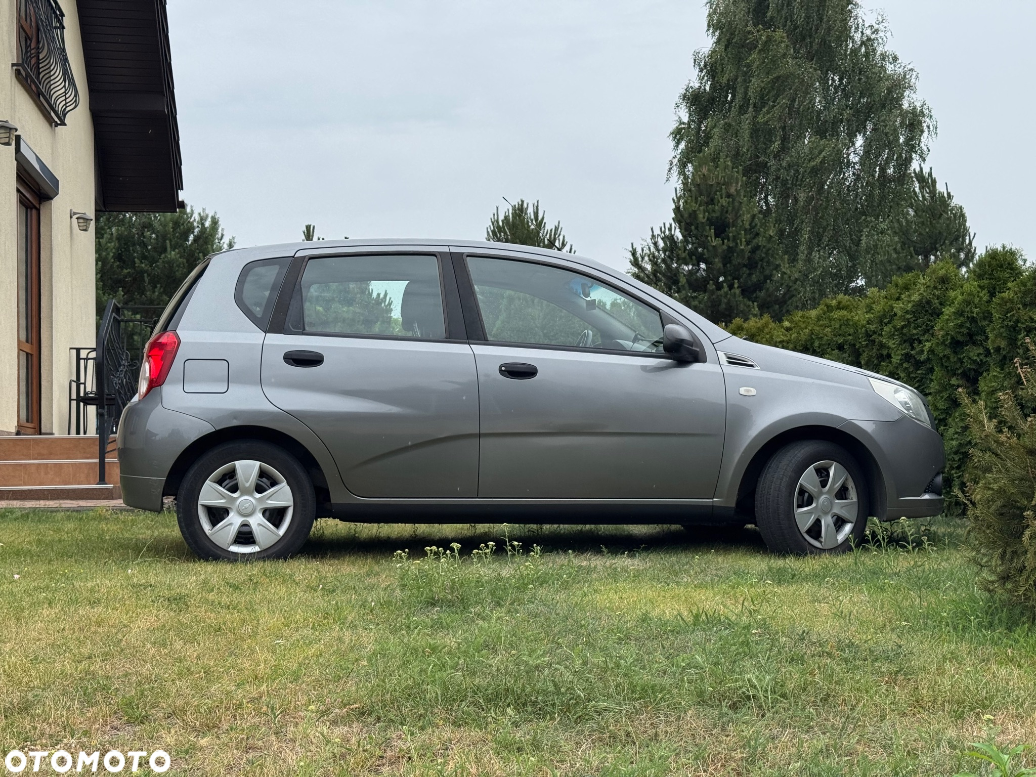 Chevrolet Aveo 1.2 - 3