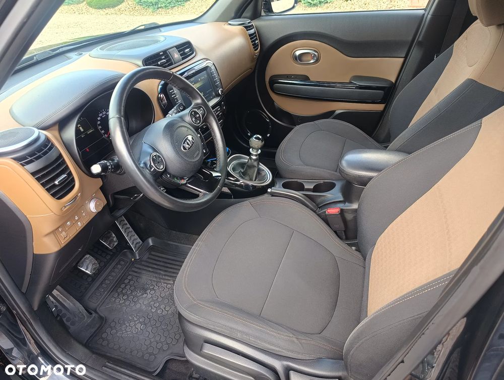 Kia Soul 1.6 GDI Dream-Team Edition - 14