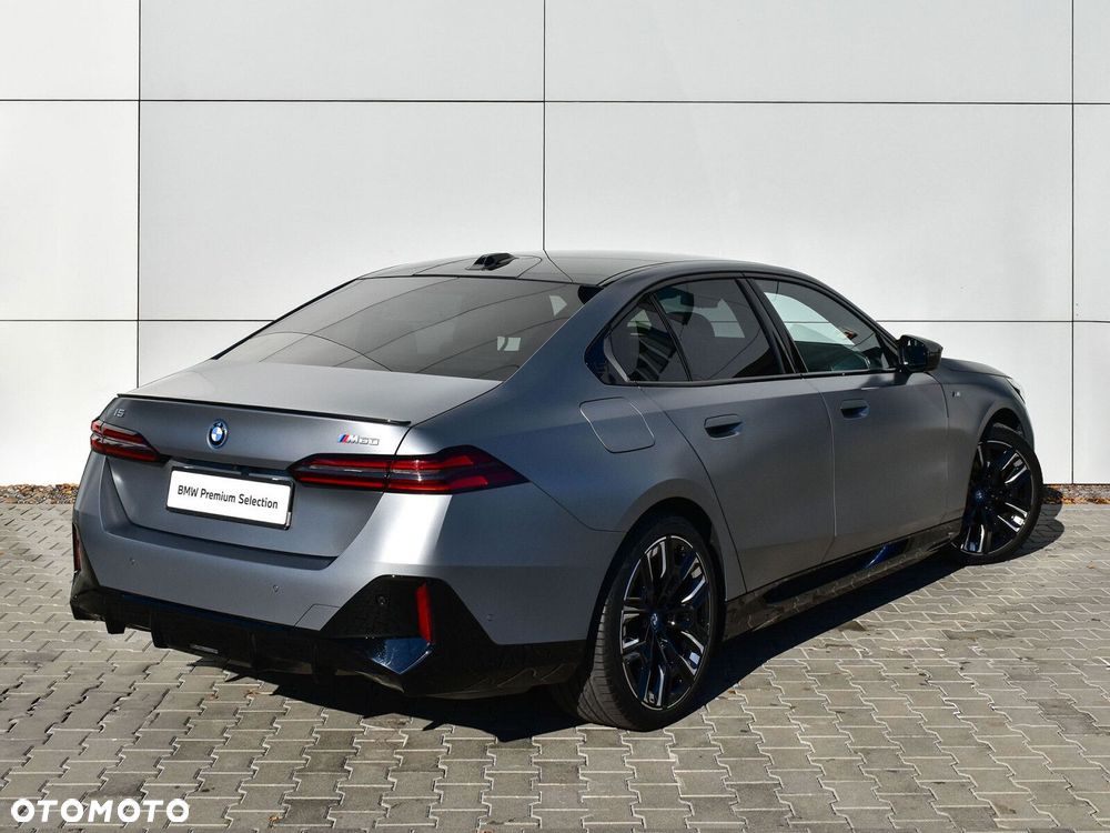 BMW i5 83.9kWh M60 xDrive - 2