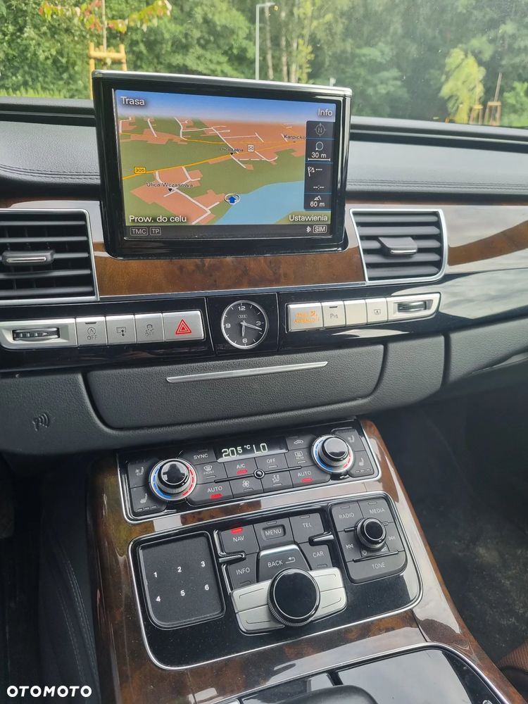 Audi A8 3.0 TFSI L Quattro - 2