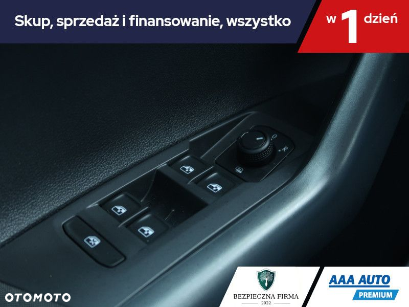 Volkswagen Polo - 18