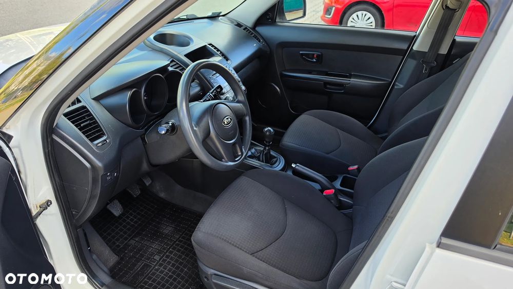 Kia Soul - 5