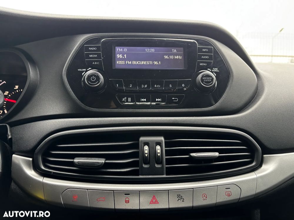 Fiat Tipo 1.4 Lounge - 18