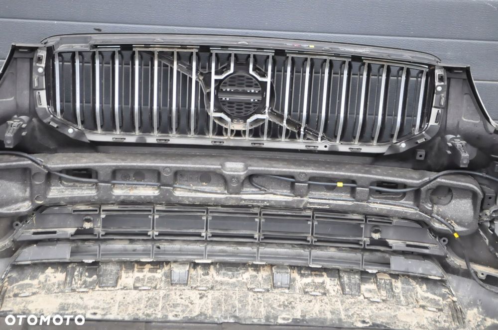 VOLVO XC40 ZDERZAK PRZÓD PRZEDNI KOMPLETNY W KOLORZE 727 - 16