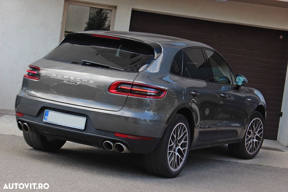 Porsche Macan - 3