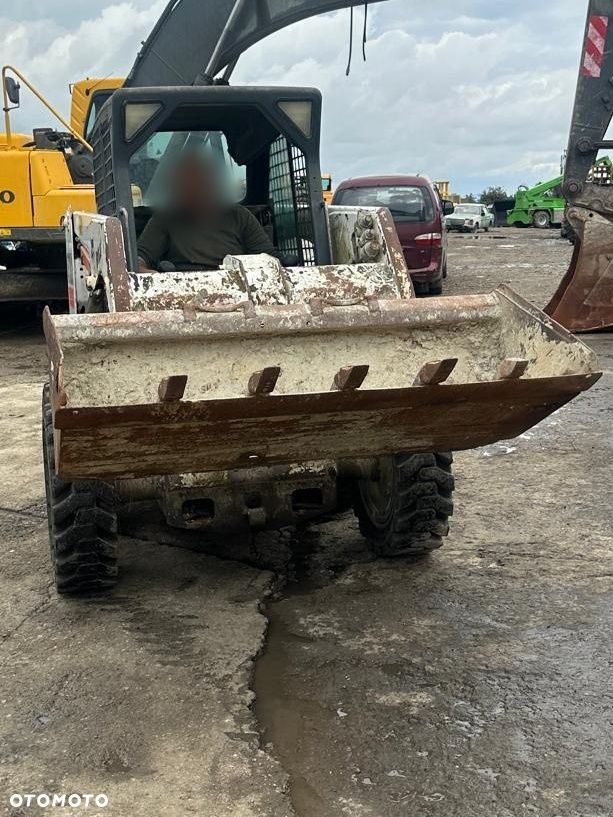 Bobcat Miniładowarka BOBCAT S130 4x4 - 5