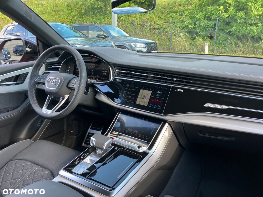 Audi SQ8 - 16