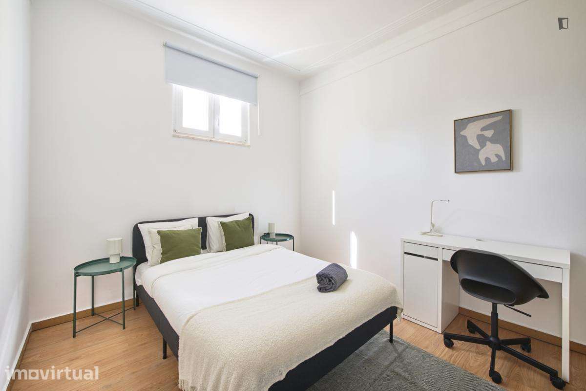 Quarto - localizado em Alameda Lisbon - Grande imagem: 4/42