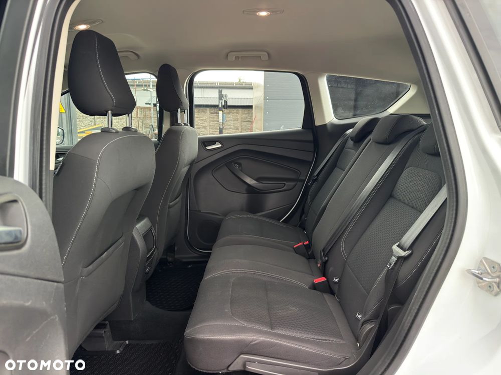 Ford Kuga 1.5 EcoBoost FWD Trend - 19