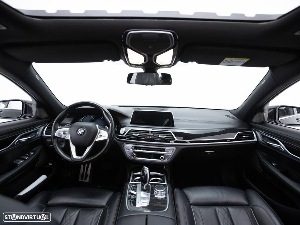 BMW 730 - 7