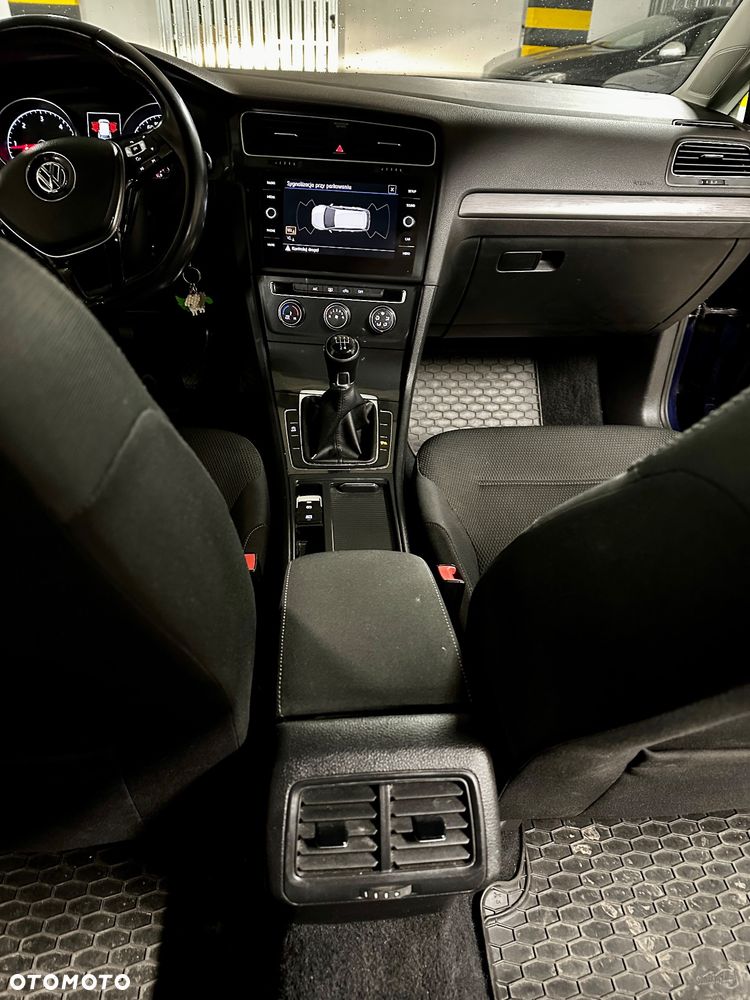 Volkswagen Golf 1.6 TDI BMT Comfortline - 9