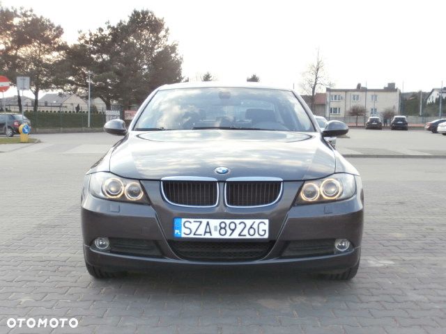 BMW Seria 3 320d DPF - 10