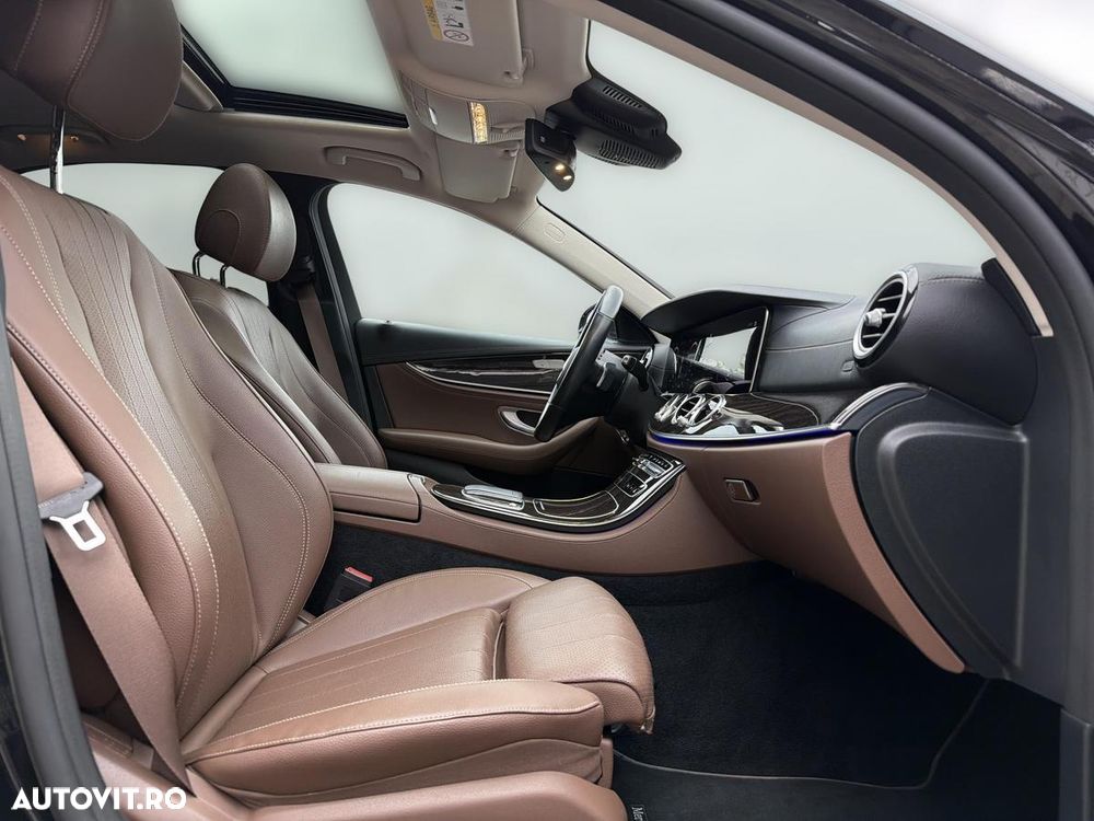 Mercedes-Benz E 300 4MATIC Aut. - 19