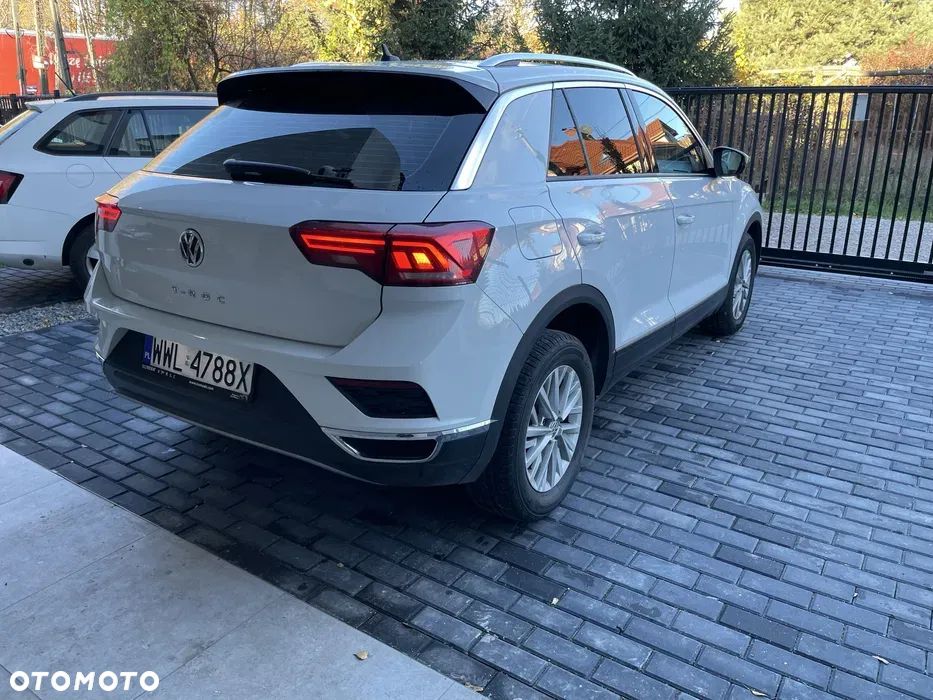 Volkswagen T-Roc - 3