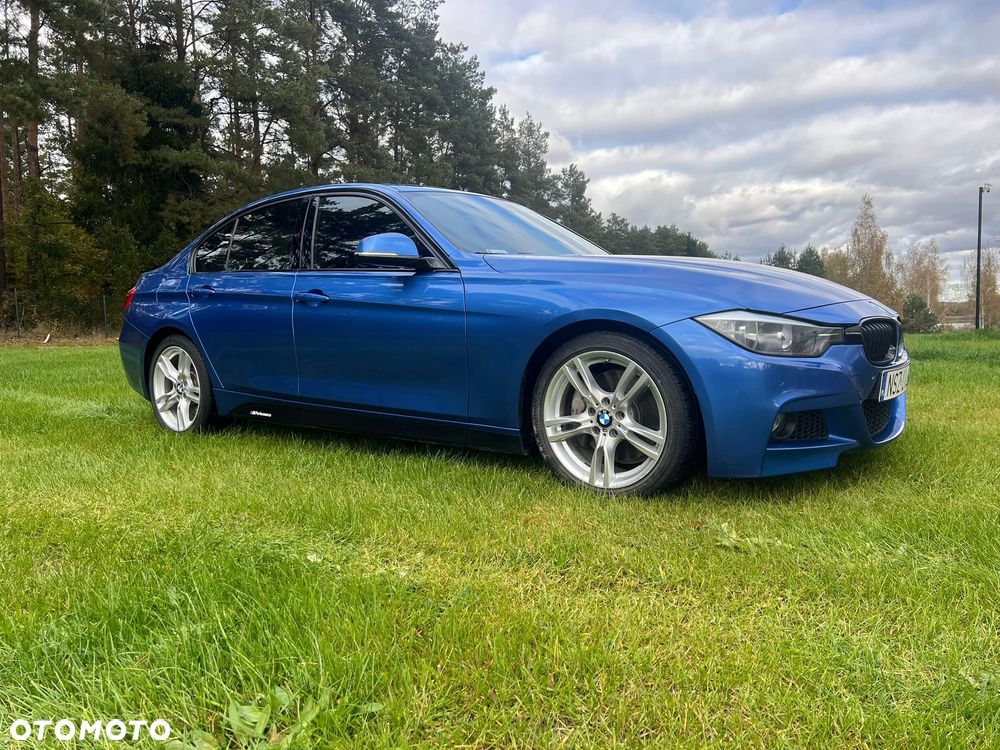 BMW Seria 3 328i - 2