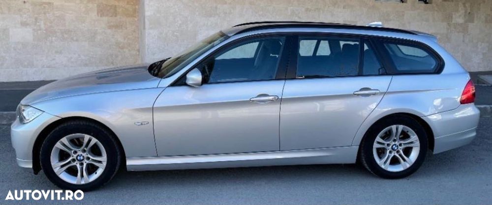 BMW Seria 3 318d DPF Touring Aut. - 3