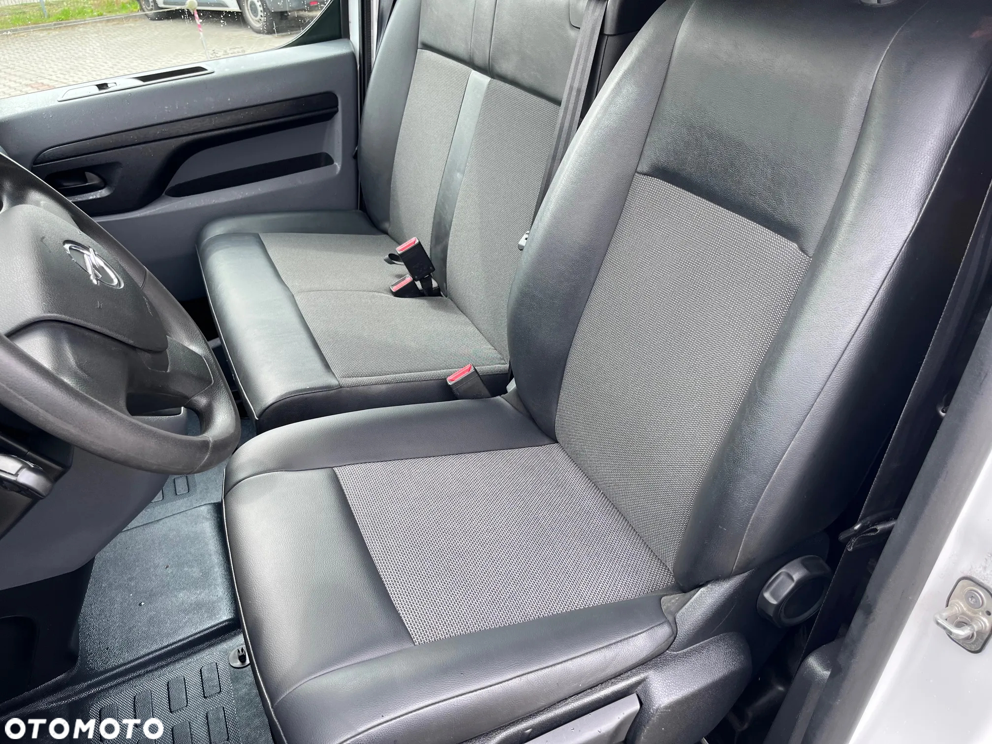 Opel Vivaro - 19